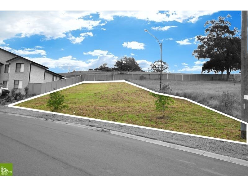24 George Fuller Drive, Figtree NSW 2525