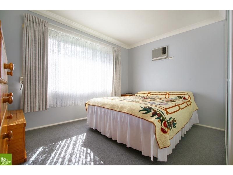 17 Fairloch Avenue, Farmborough Heights NSW 2526