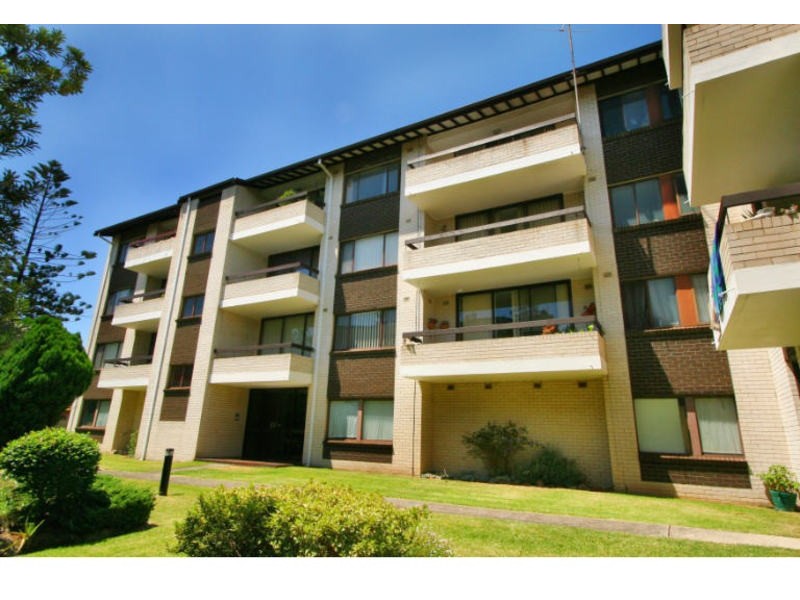 11/4 Pleasant Ave, North Wollongong NSW 2500