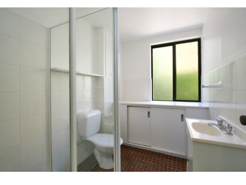 11/4 Pleasant Ave, North Wollongong NSW 2500