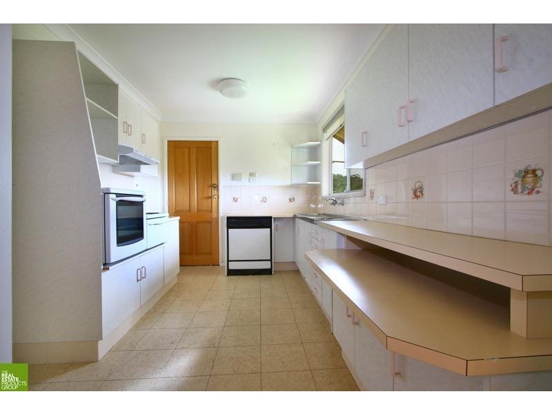 23 Iris Avenue, Coniston NSW 2500