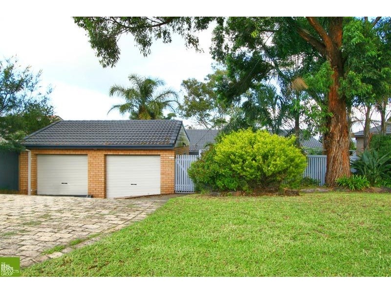 15 Lamerton Drive, Figtree NSW 2525