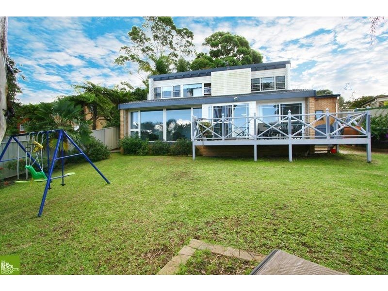 15 Lamerton Drive, Figtree NSW 2525