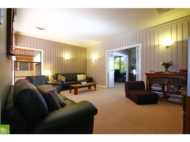 11 Hope Street, Fairy Meadow NSW 2519