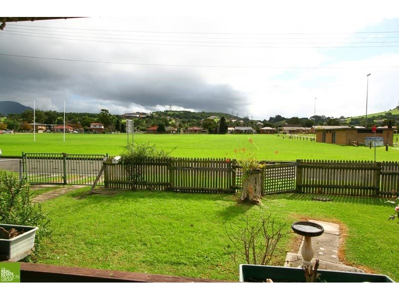 54 Burke Way, Berkeley NSW 2506