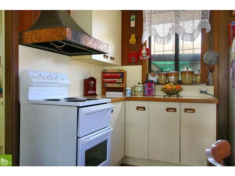 54 Burke Way, Berkeley NSW 2506