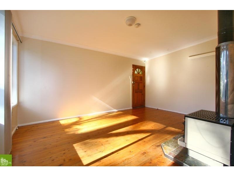 13 Stanley Avenue, Farmborough Heights NSW 2526