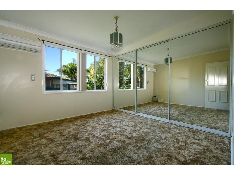 13 Stanley Avenue, Farmborough Heights NSW 2526