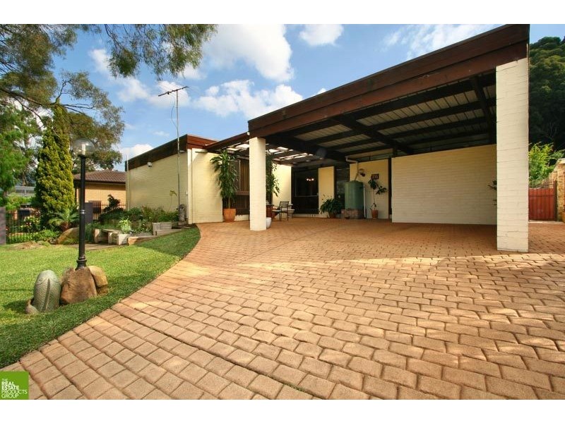 26 Joanne Street, Woonona NSW 2517