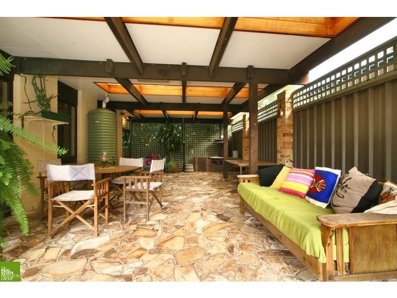 26 Joanne Street, Woonona NSW 2517