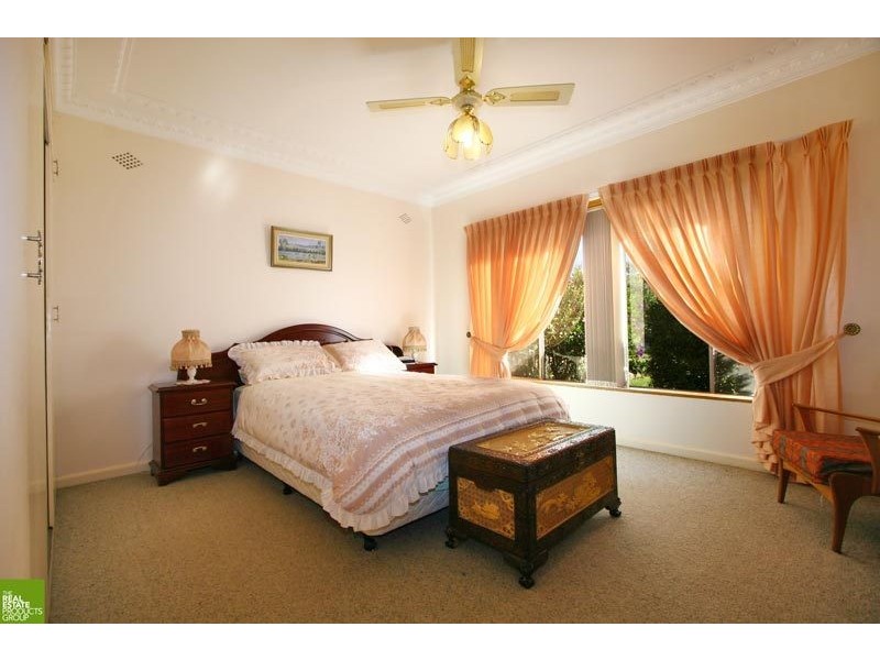 27 Robsons Road, Keiraville NSW 2500
