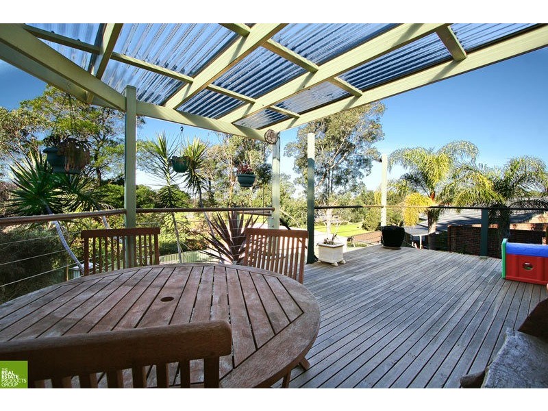 12 Erlinya Place, Cordeaux Heights NSW 2526