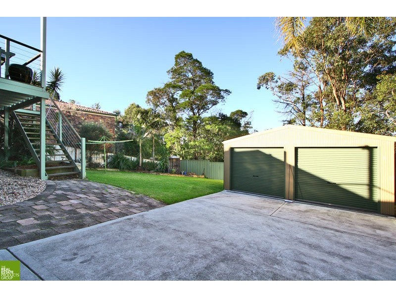 12 Erlinya Place, Cordeaux Heights NSW 2526