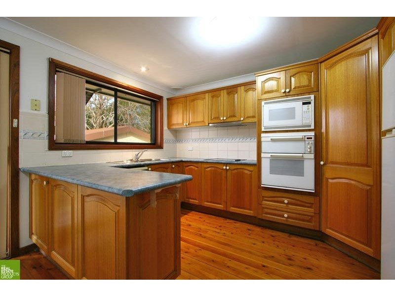 77 Koloona Avenue, Figtree NSW 2525