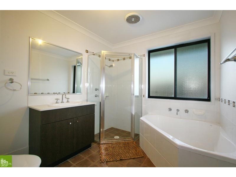 13 Magnetic Ridge, Shell Cove NSW 2529