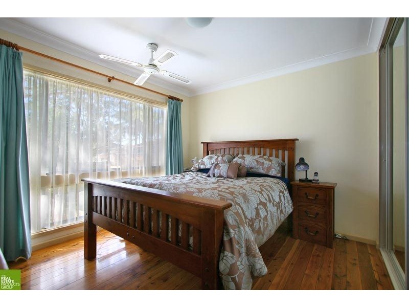 7 Loch Lomond Avenue, Farmborough Heights NSW 2526