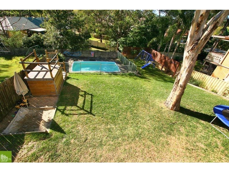 7 Loch Lomond Avenue, Farmborough Heights NSW 2526