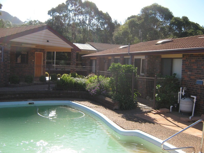 36 Derribong Drive, Cordeaux Heights NSW 2526