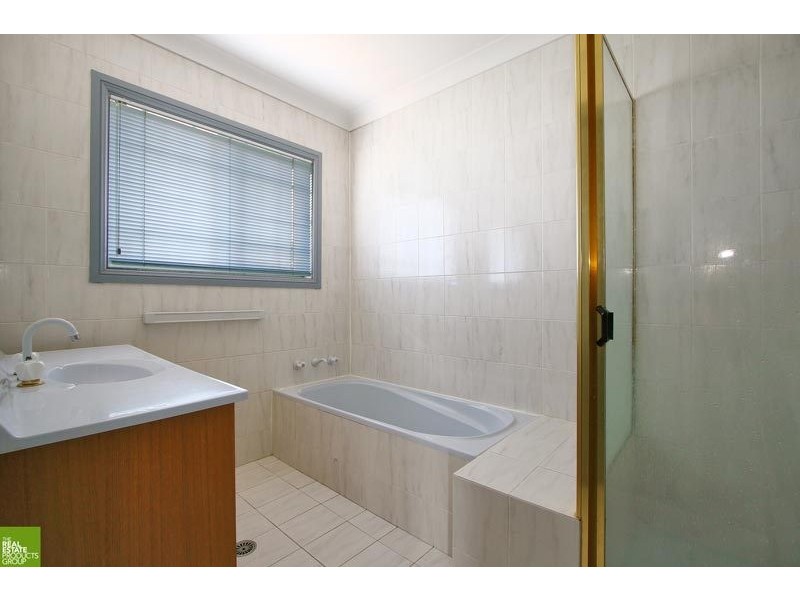 2/190 Balgownie Road, Balgownie NSW 2519