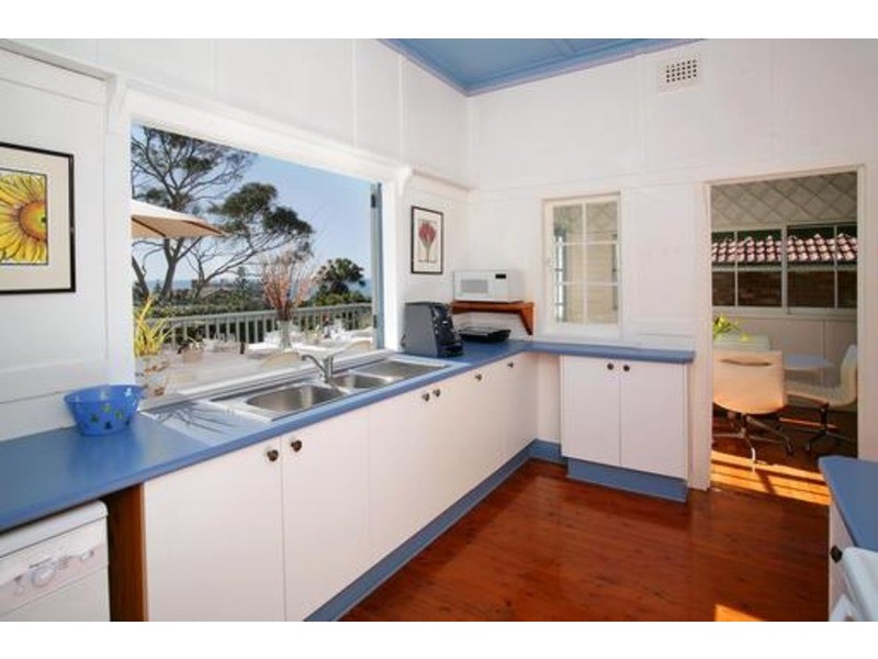 31 Wetherill Street, Narrabeen NSW 2101