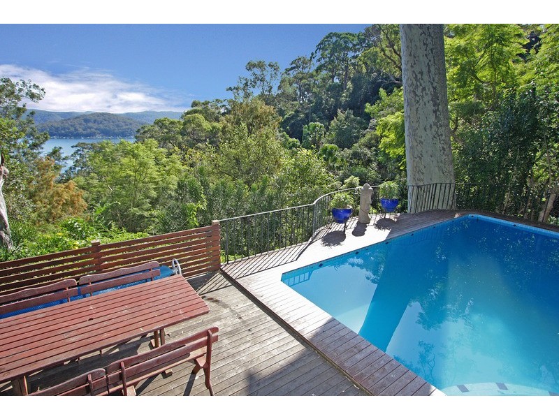 6 Joanne Place, Bilgola Plateau NSW 2107