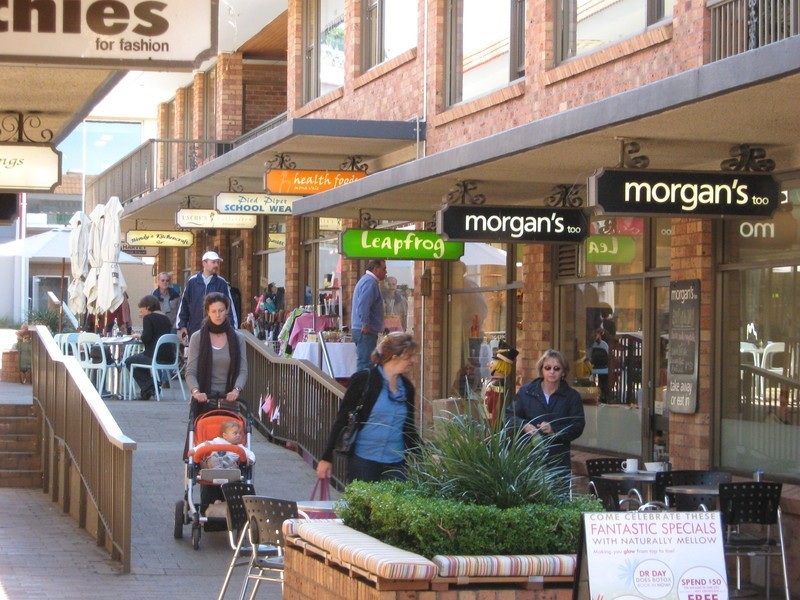 2/8 Bungan Street, Mona Vale NSW 2103