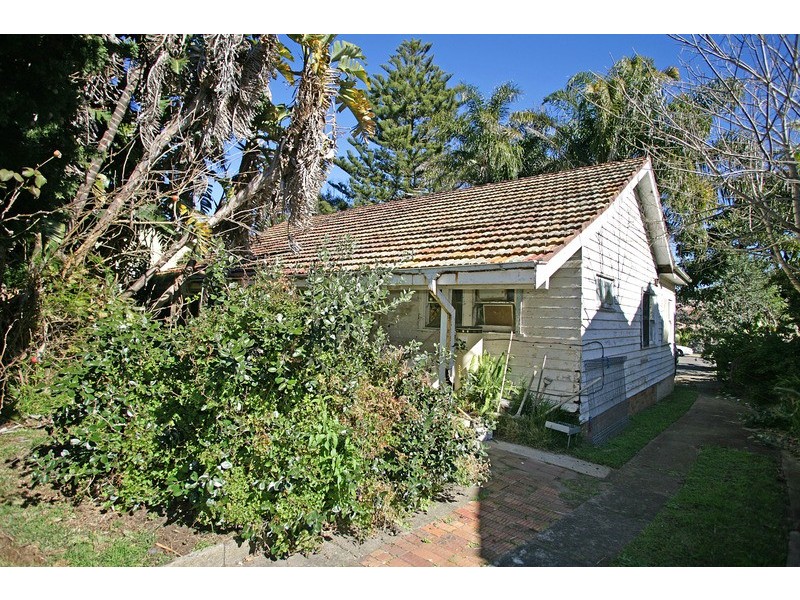 15 Tasman Road, Avalon NSW 2107