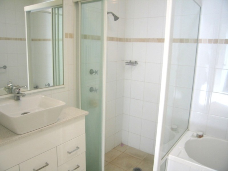 8/16 The Crescent, Avalon NSW 2107