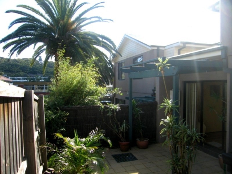 8/16 The Crescent, Avalon NSW 2107