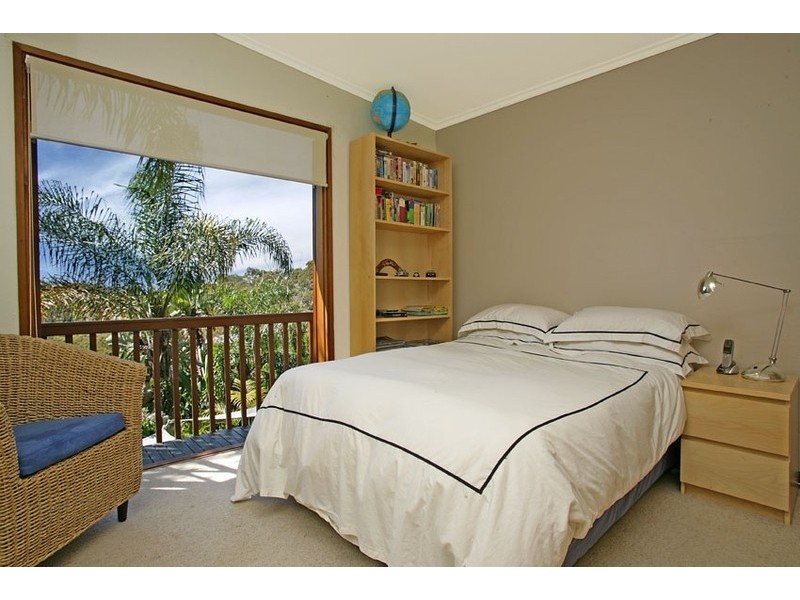 329 Lower Plateau Road, Bilgola Plateau NSW 2107