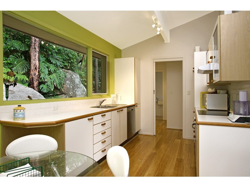 10 Algona Street, Bilgola Plateau NSW 2107