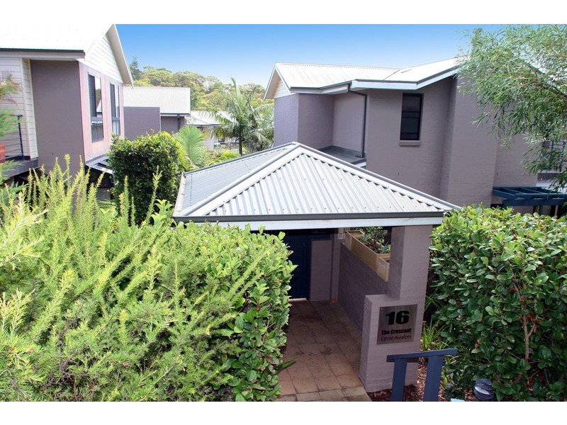 8/16 The Crescent, Avalon NSW 2107