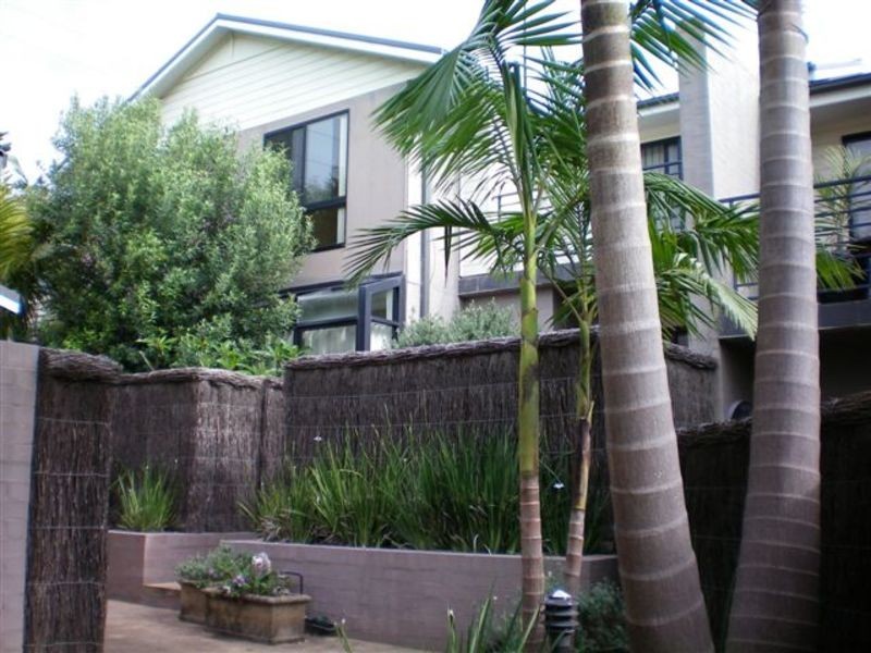 8/16 The Crescent, Avalon NSW 2107