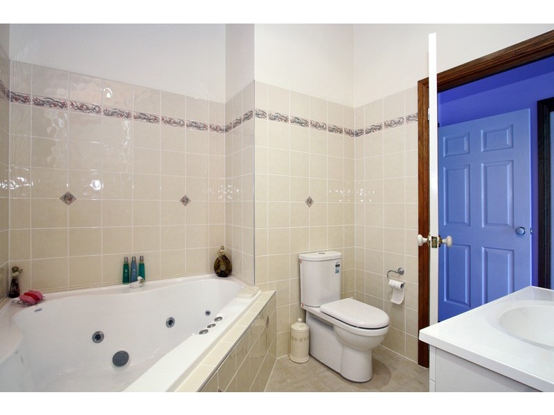 13 Wandearah Avenue, Avalon NSW 2107
