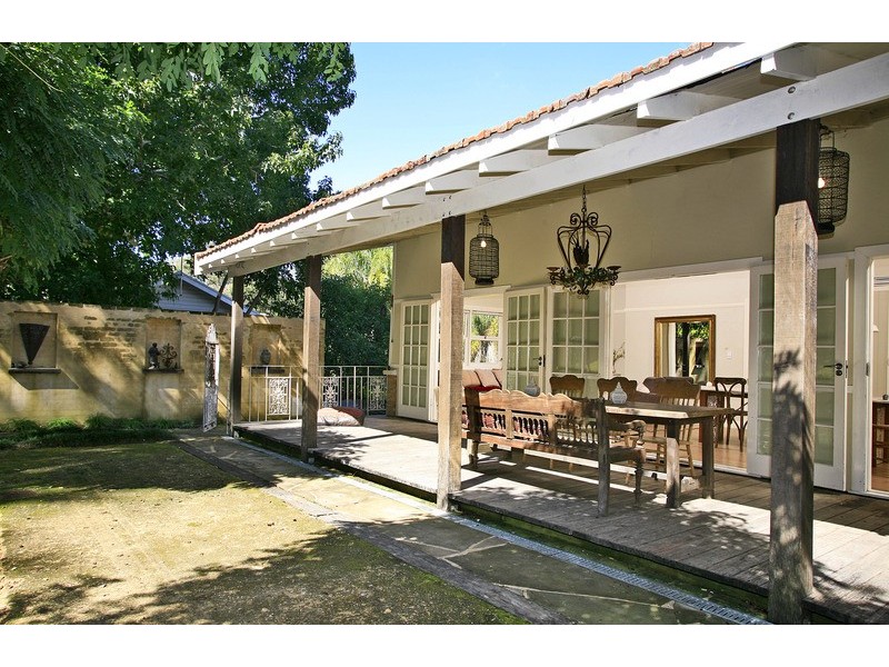 128 Central Road, Avalon NSW 2107