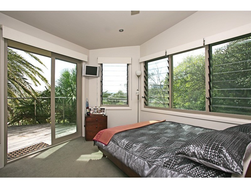 30 Watkins Road, Avalon NSW 2107