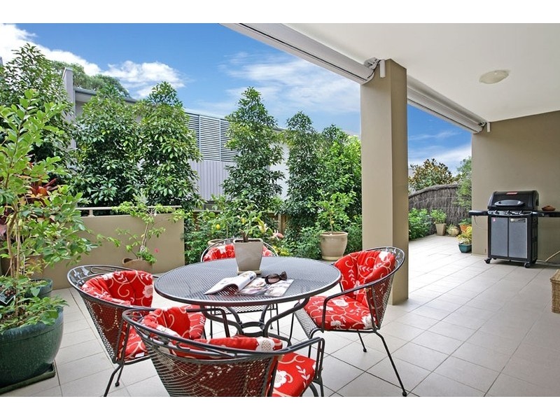 2/68 Park Street, Mona Vale NSW 2103