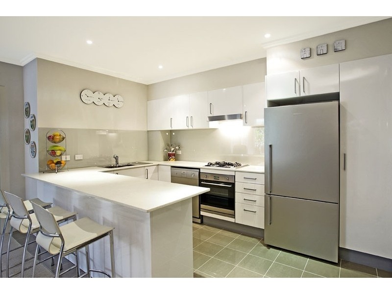 2/68 Park Street, Mona Vale NSW 2103