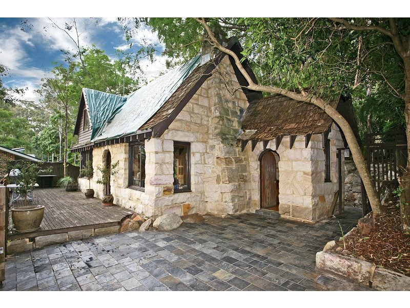 30 Hilltop Road, Clareville NSW 2107