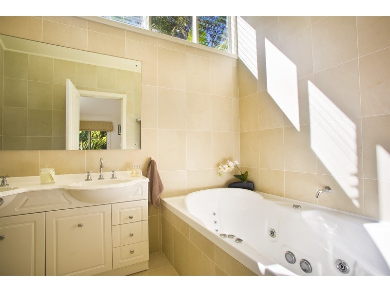 83 Central Road, Avalon NSW 2107