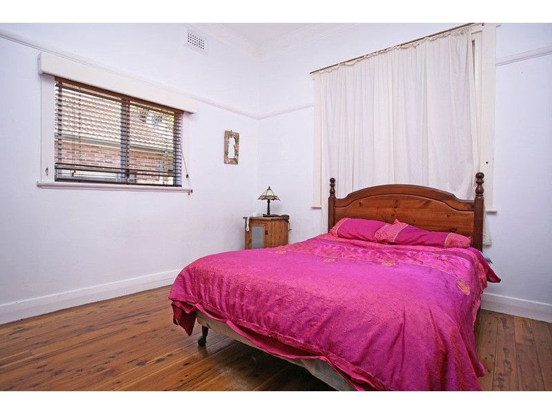 4 Walsh Street, Narrabeen NSW 2101