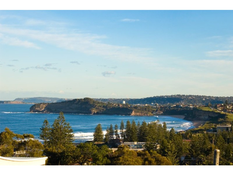 8 Hillcrest Avenue, Mona Vale NSW 2103