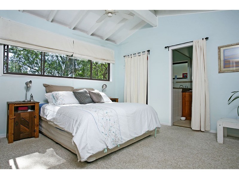 24 Bertana Crescent, Warriewood NSW 2102