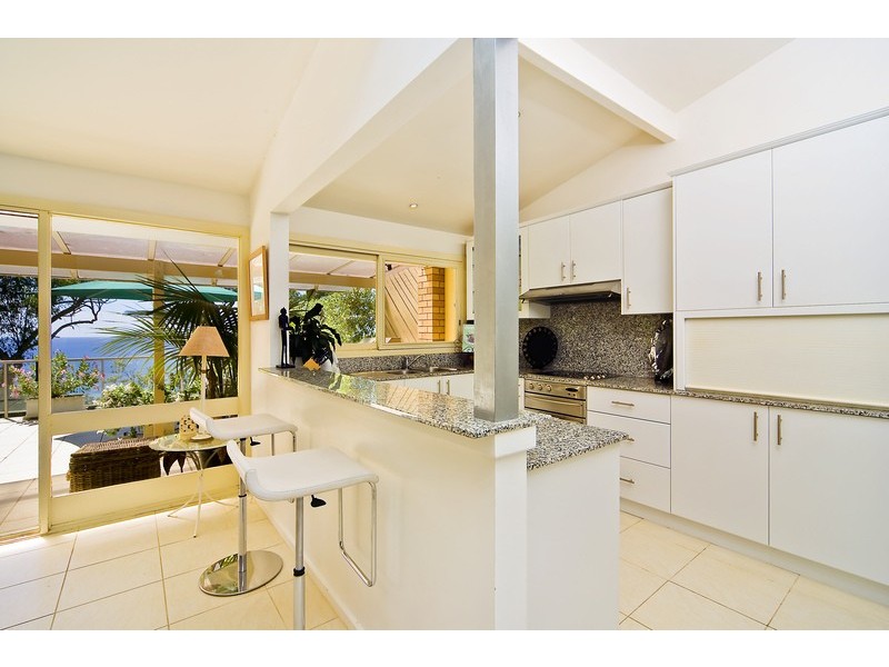 16 York Terrace, Bilgola Plateau NSW 2107