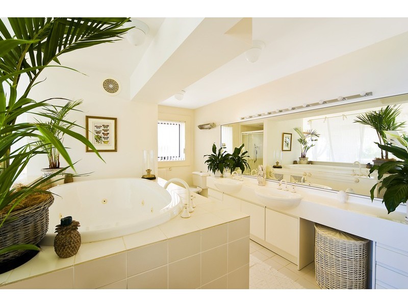 16 York Terrace, Bilgola Plateau NSW 2107