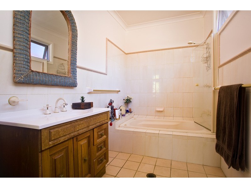 28 Central Road, Avalon NSW 2107