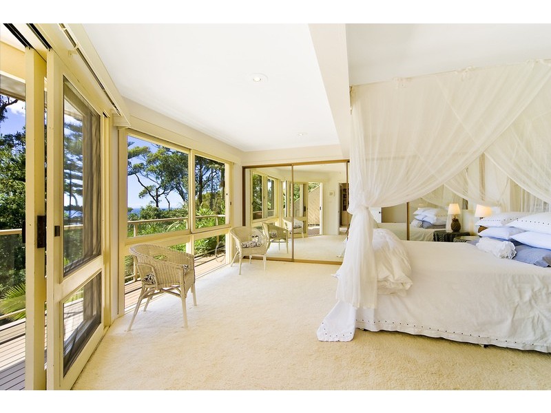 16 York Terrace, Bilgola NSW 2107