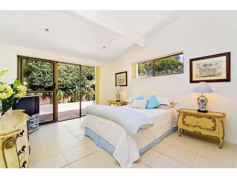 16 York Terrace, Bilgola NSW 2107