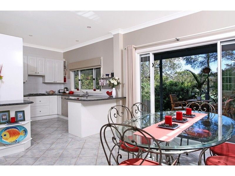 35 Dolphin Crescent, Avalon NSW 2107