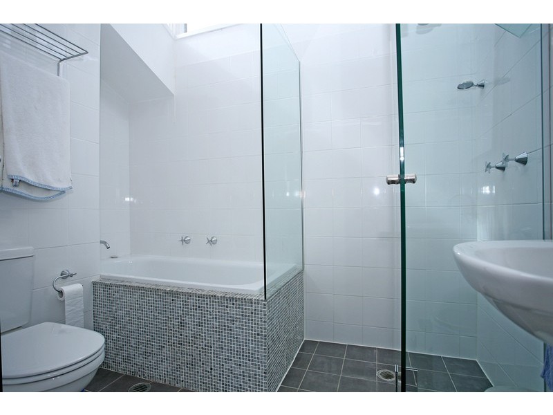 6 Loblay Crescent, Bilgola Plateau NSW 2107